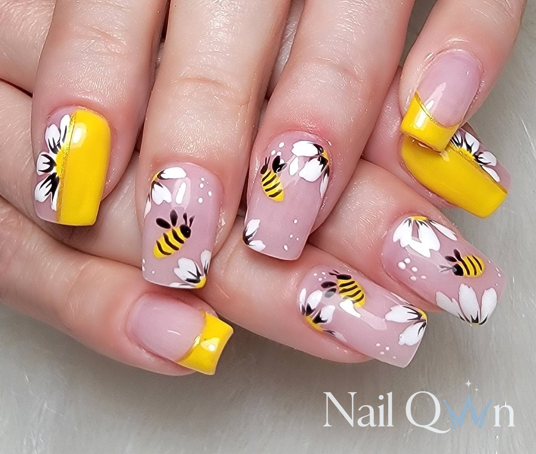 Sunny Botanical French Tips With Miniature Bees